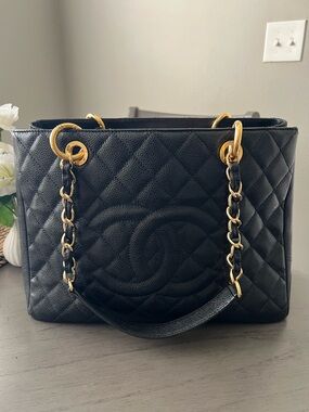 Chanel GST tote shoulder bag 🔥❤️